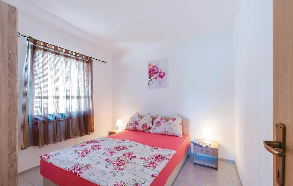 Holiday Home Lucija Sveti Filip i Jakov