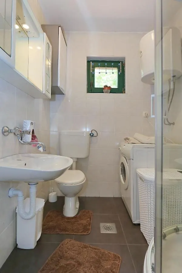 Holiday Home Lucija Sveti Filip i Jakov